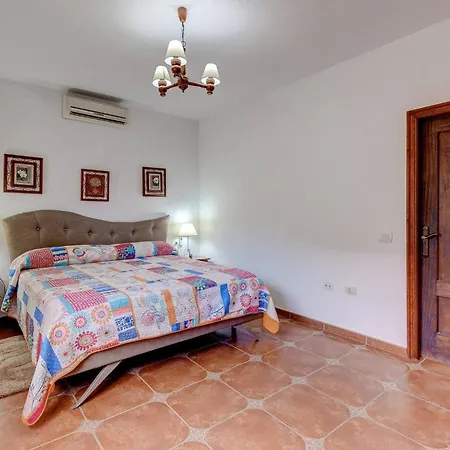 Apartment Beautiful Arianny House With Pool *