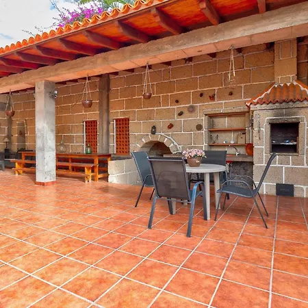 Beautiful Arianny House With Pool Apartment *